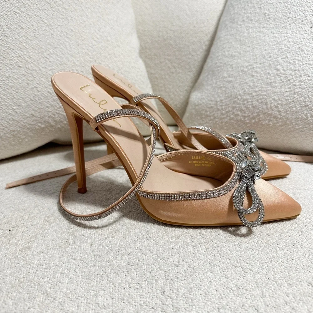 Lulus Lullie Rose Gold Satin Rhinestone Ankle Strap Pointed-Toe Pumps sz 8
